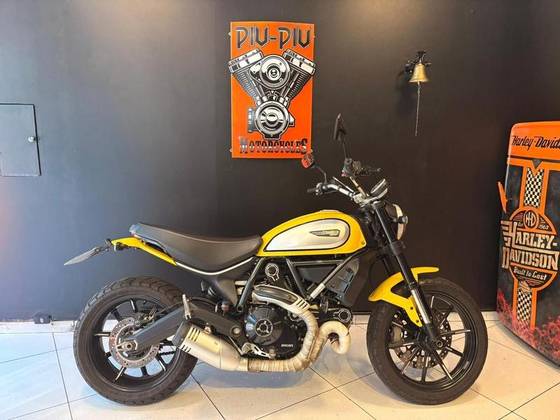 DUCATI SCRAMBLER ICON 